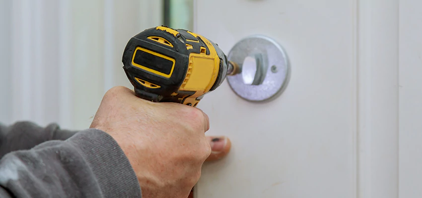 Street Locksmith For Smart Lock Repair in Rancho Mirage, CA