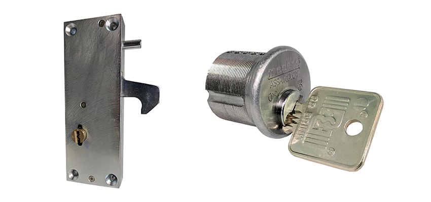 RR Fence Gates Brink Locks Repair in Rancho Mirage, California