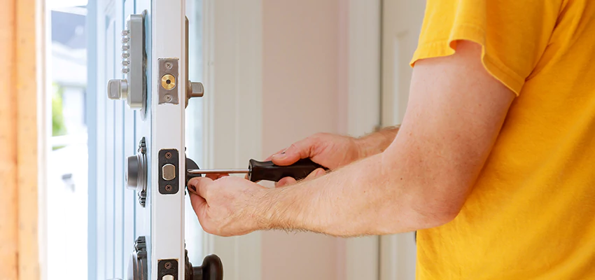 Eviction Locksmith For Key Fob Replacement Services in Rancho Mirage, CA